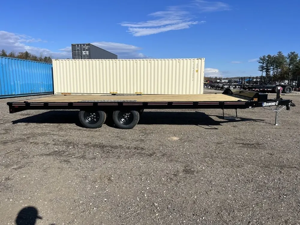 2024 Diamond C 8.5×20 7K Deckover Trailer w/Slide-In Ramps — view 8