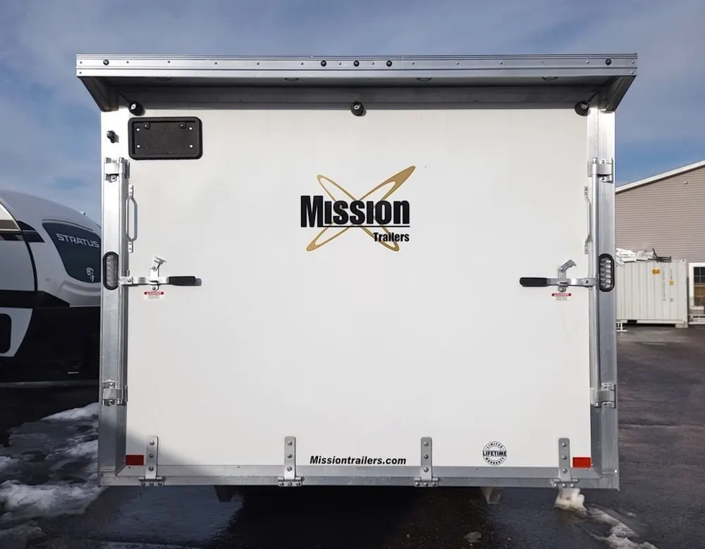 2024 Mission Trailers 101×24 Aluminum 4/5-Place Drive In/Out Deckover w/Galvanized Pkg, Canopy — view 7