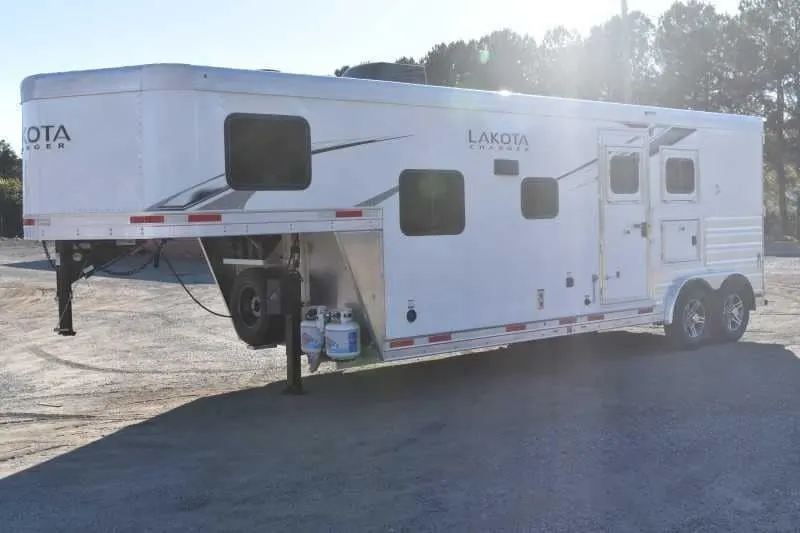 2022 Lakota Charger LQ 2 Horse Trailer with 9′ Short Wall — view 6