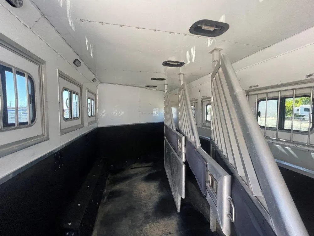 2015 Lakota Bighorn Edition 8414 4 Horse Trailer With Living Quarters “1 Slide” — view 7