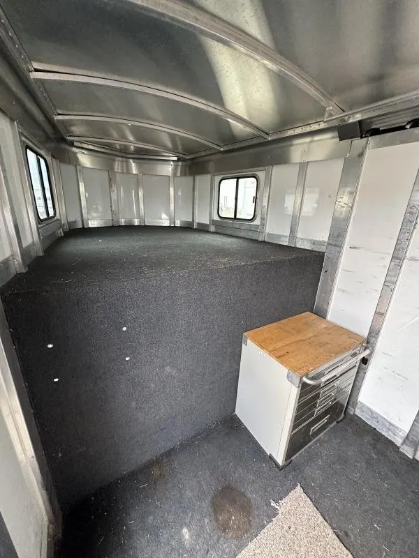 2004 Cherokee Trailers 4H GN Horse Trailer — view 8
