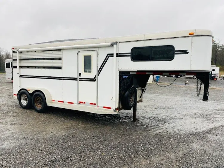 Used 2006 Adam 3 horse stock combo — view 4