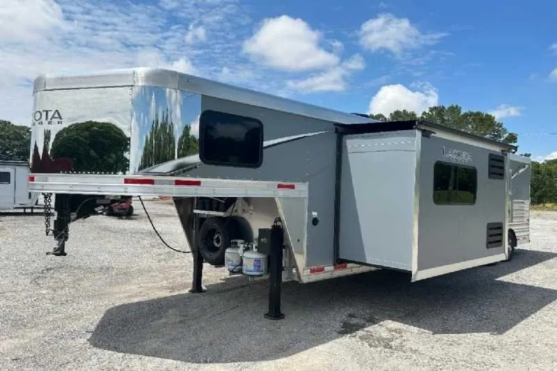 New 2024 Lakota 8313RKBGLQ Charger 3 Horse Trailer with 13′ Short Wall — view 4