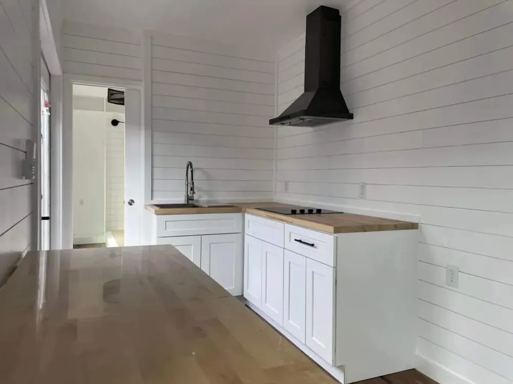 Customized 40ft shipping Container — view 6