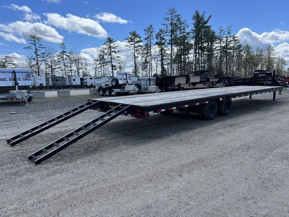 2023 Big Tex Trailers 8.5×40 25K HD Gooseneck Equipment w/Slide-Out Ramps — view 2