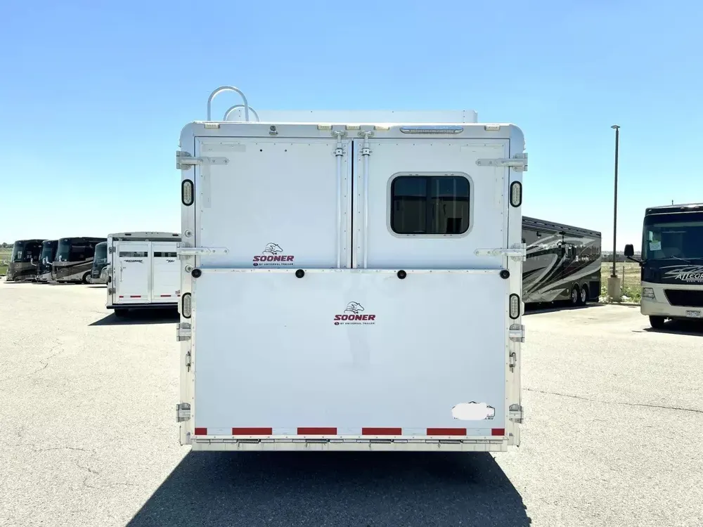 2015 Sooner 6 Horse Gooseneck — view 3