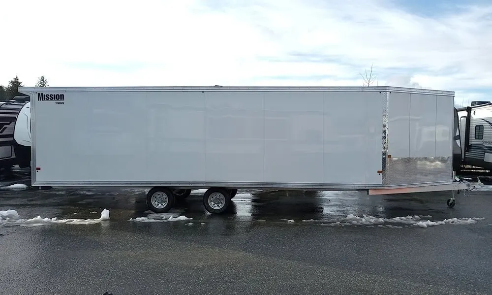 2024 Mission Trailers 101×24 Aluminum 4/5-Place Drive In/Out Deckover w/Galvanized Pkg, Canopy — view 9
