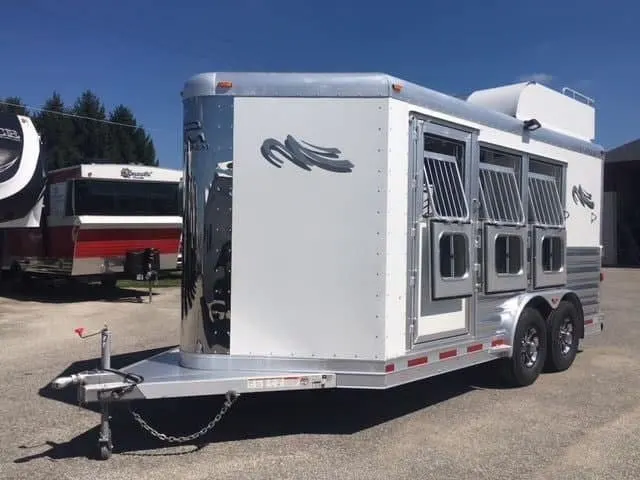 2018 Platinum Coach 3 Horse Bumper Pull — view 12