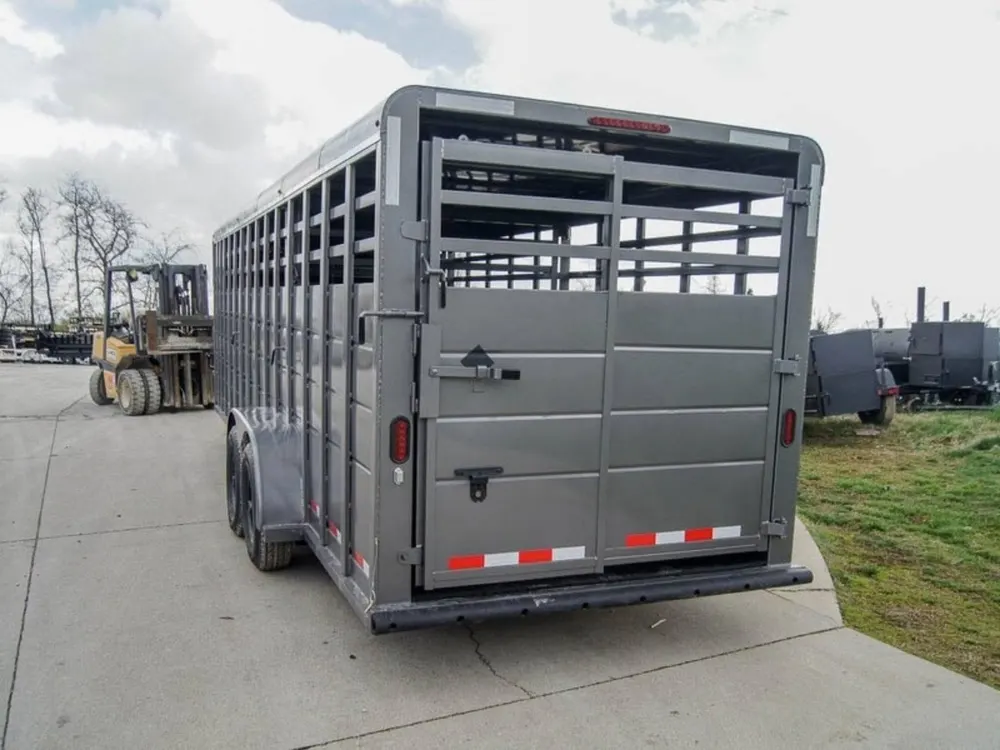 24ft Charcoal Gooseneck Livestock Trailer  (2) 7K Axles — view 5