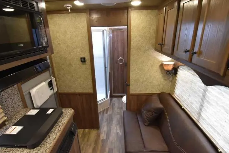 2018 Lakota Charger LQ Stock Trailer with 9′ Short Wall — view 11