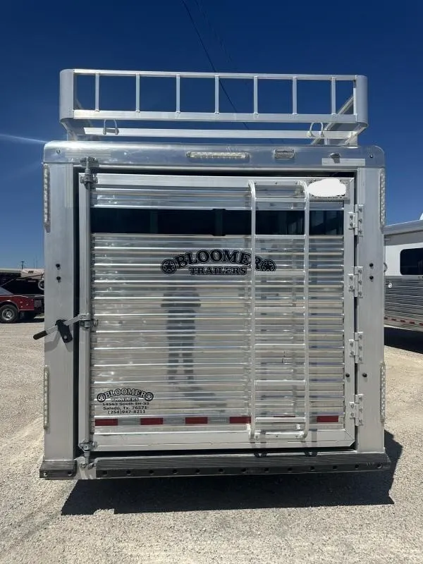 2020 Bloomer 4 Horse Stock Combo Trainer Tack Horse Trailer — view 2