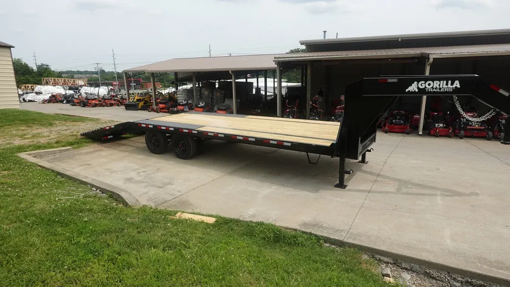 8.5×30 IBeam Gooseneck Deckover Trailer (2) 7K Axles King Kong Ramps 14K GVWR — view 3