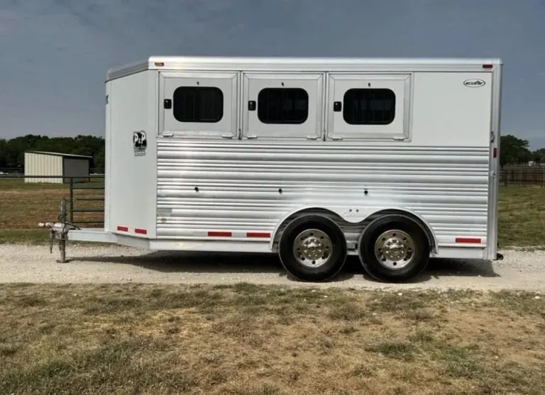 2013 model Cimarron 3 Horse Bumper Pull — view 5