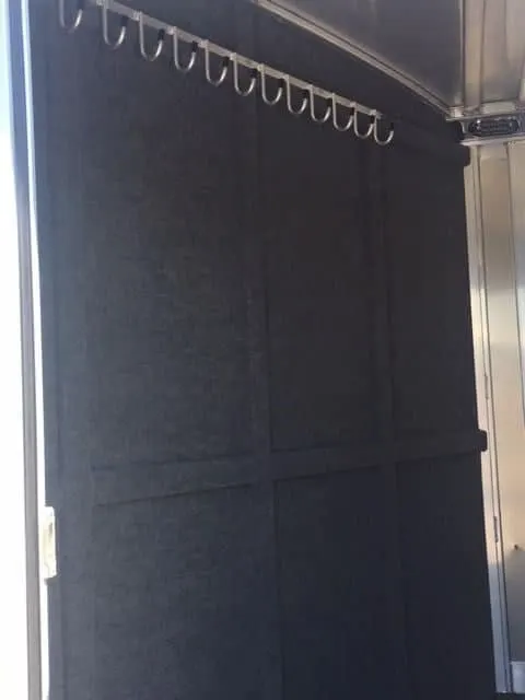 2018 Platinum Coach 3 Horse Bumper Pull — view 6