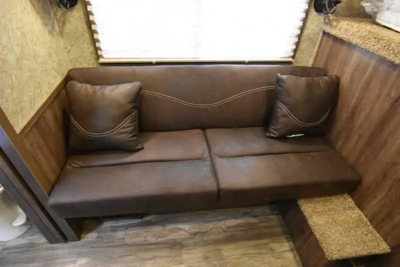 2018 Lakota Charger LQ Stock Trailer with 9′ Short Wall — view 12