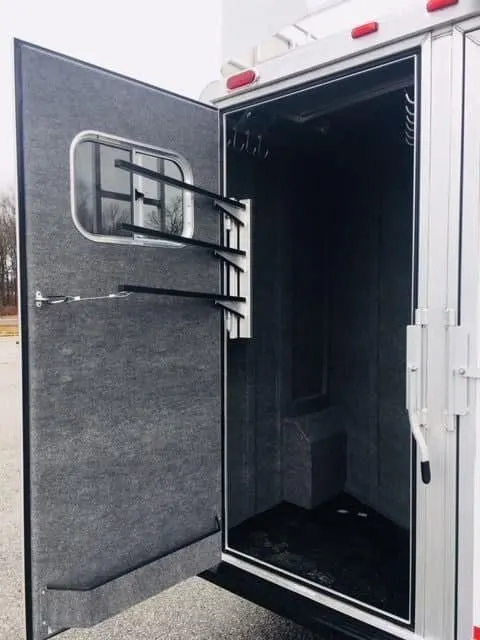 2018 Platinum Coach 3 Horse Bumper Pull — view 9