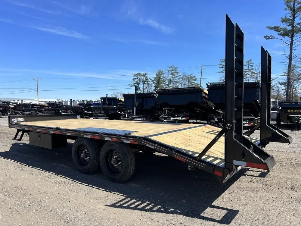 2024 Diamond C 8.5×20 20K Deckover Equipment Trailer w/ 72” Flip-Knee Ramps — view 5