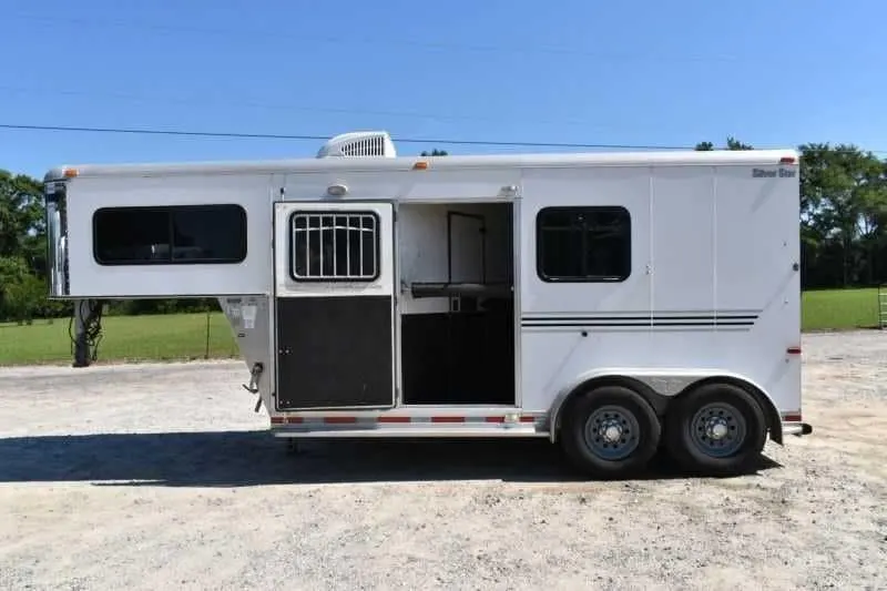 Used 2005 Silver Star 2HGNLQ 2 Horse Trailer with 4′ Short Wall — view 5