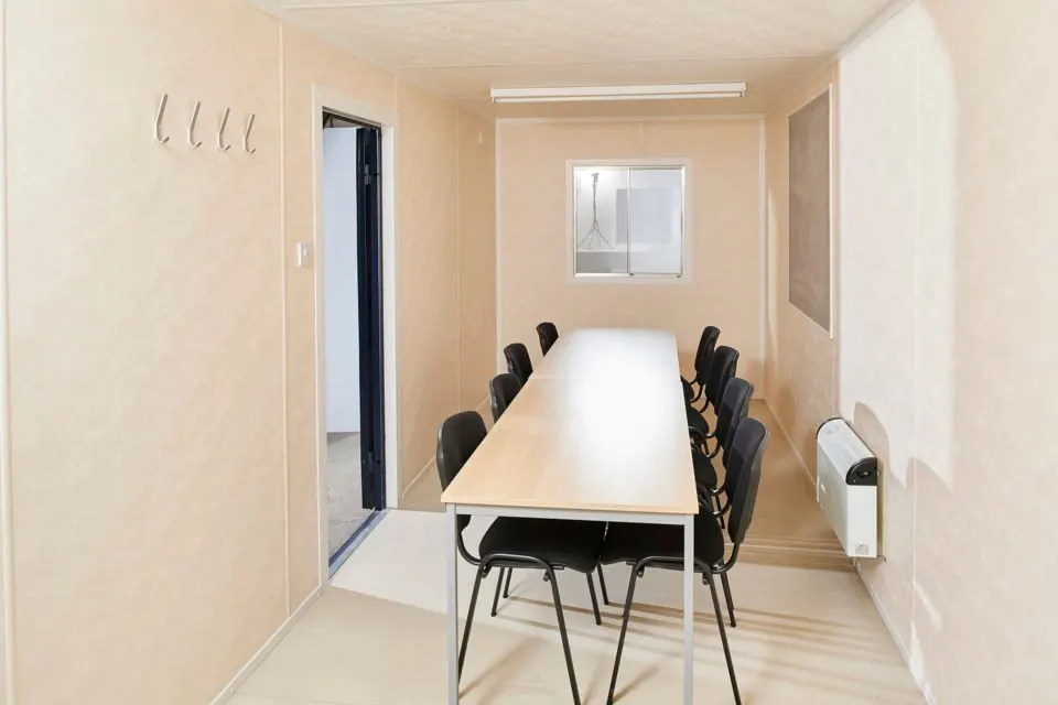 24Ft Cabin Office — view 2