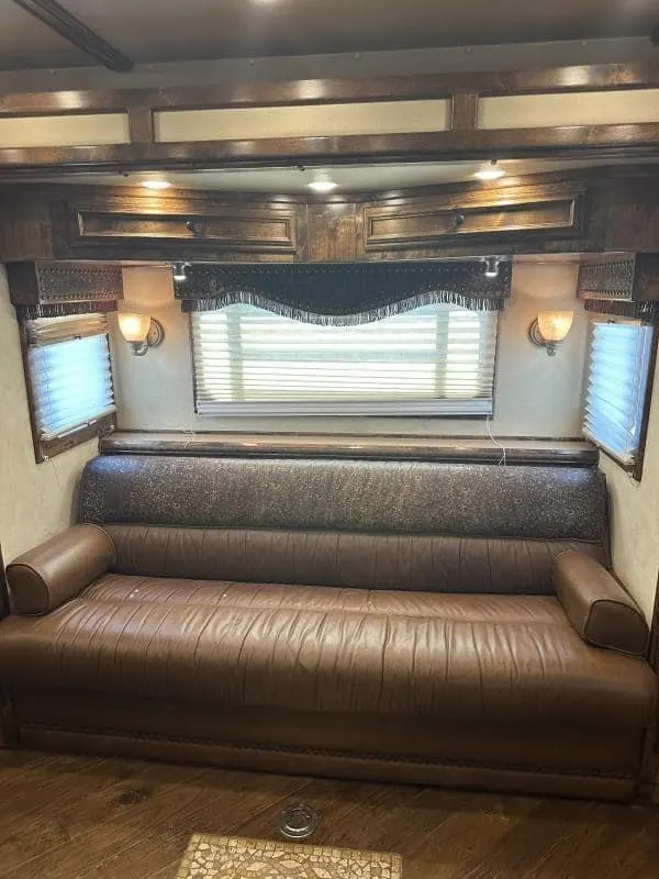 2007 4 Star 4 Horse 14′ Outlaw LQ Slide Out — view 10