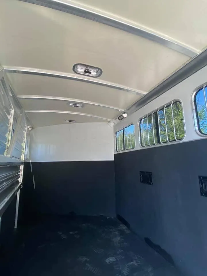 2011 Cimarron 3 Horse Bumper Pull — view 8