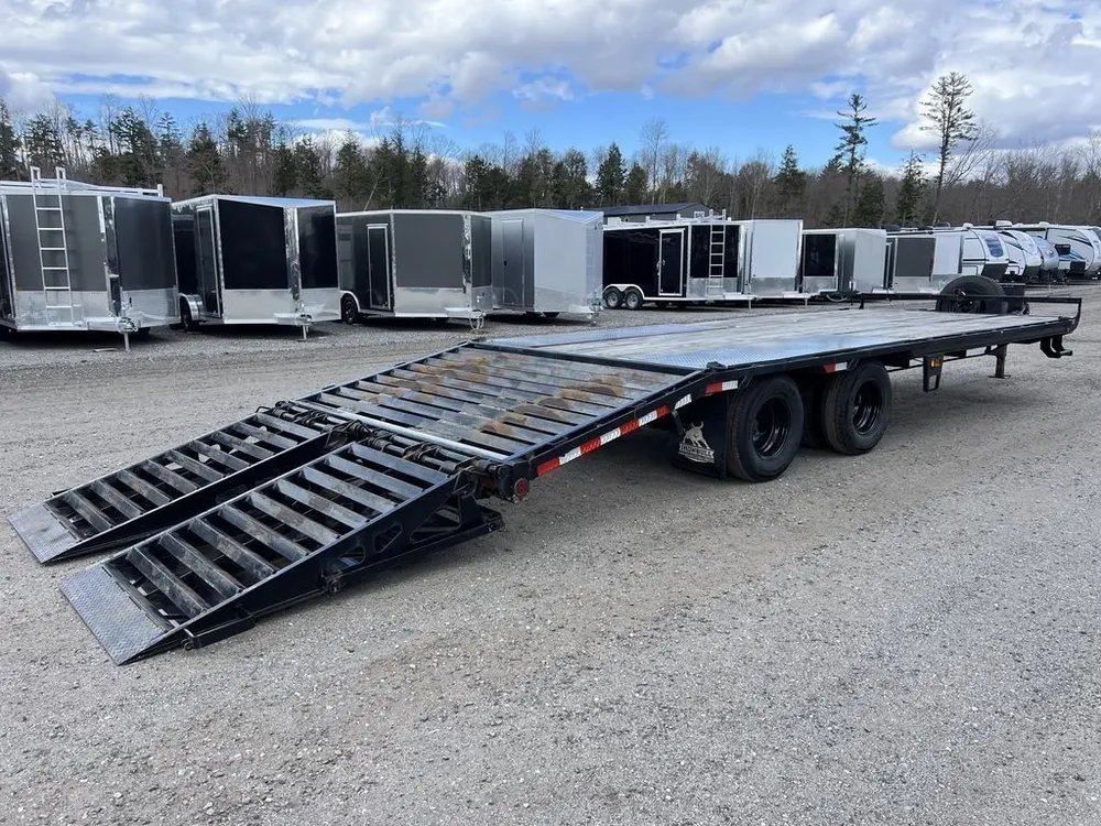 2022 Iron Bull Trailers 8.5×25 22K Deckover Equipment Hauler w/Rampage Ramps — view 4