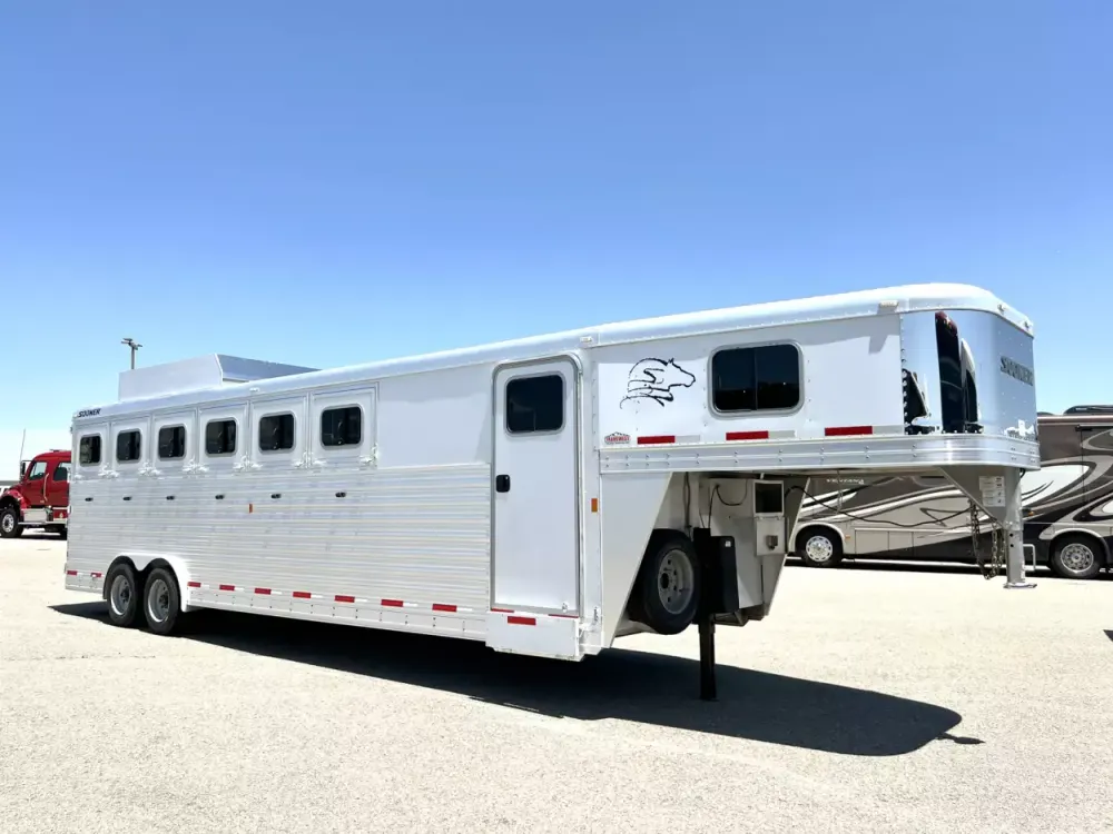 2015 Sooner 6 Horse Gooseneck — view 6
