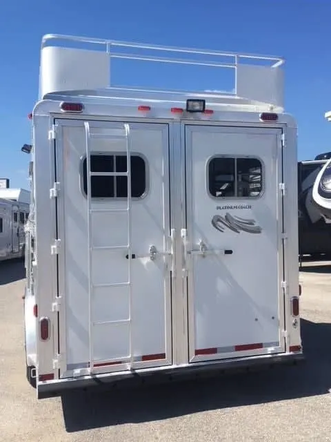 2018 Platinum Coach 3 Horse Bumper Pull — view 11