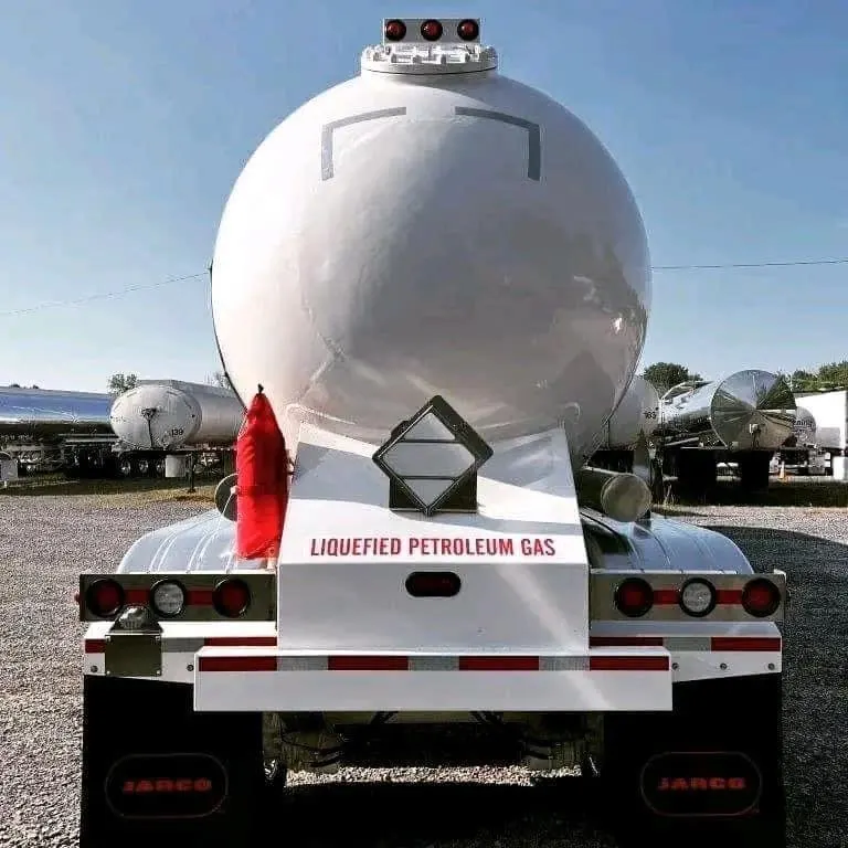 Buy 11600 Gallon Industrial Gas Tank Trailer Online MC-331 LPG LIQUID TANKER IN STOCK — view 3