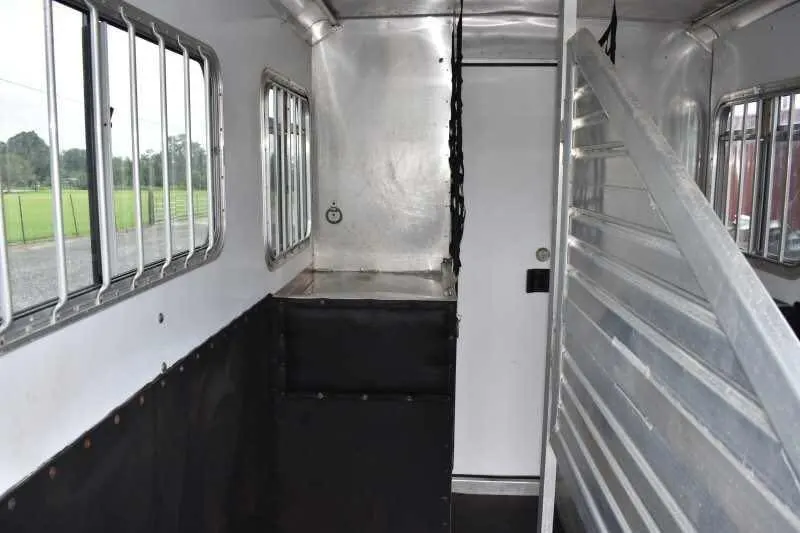 2003 Featherlite 2HST 2 Horse Trailer — view 8