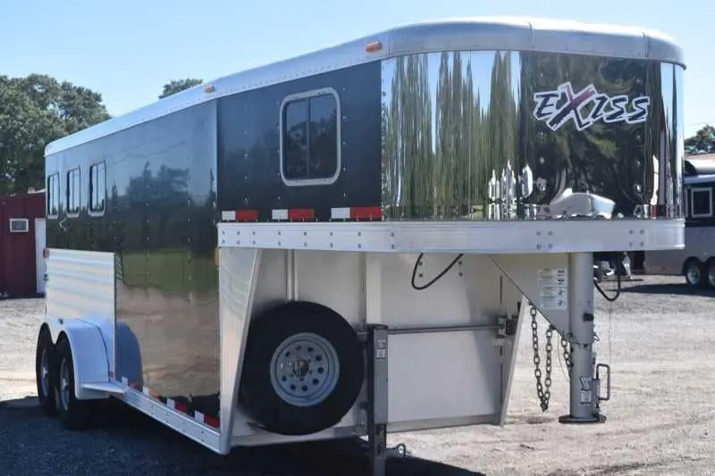 Used 2013 Exiss 6300 3 Horse Gooseneck — view 6