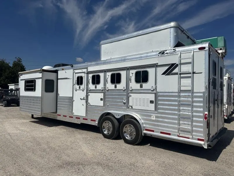2007 4 Star 4 Horse 14′ Outlaw LQ Slide Out — view 3