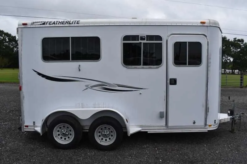 2003 Featherlite 2HST 2 Horse Trailer — view 9