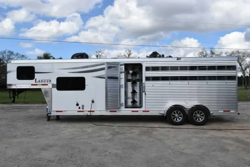 2018 Lakota Charger LQ Stock Trailer with 9′ Short Wall — view 4