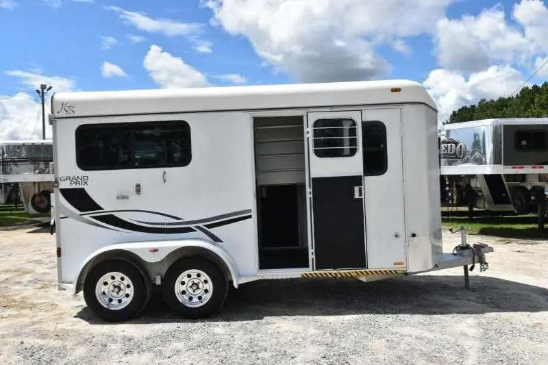 2002 Kiefer Built 2 Horse Bumper Pull — view 9