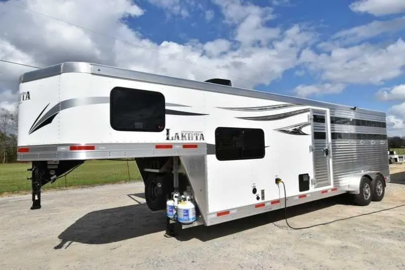 2018 Lakota Charger LQ Stock Trailer with 9′ Short Wall — view 6